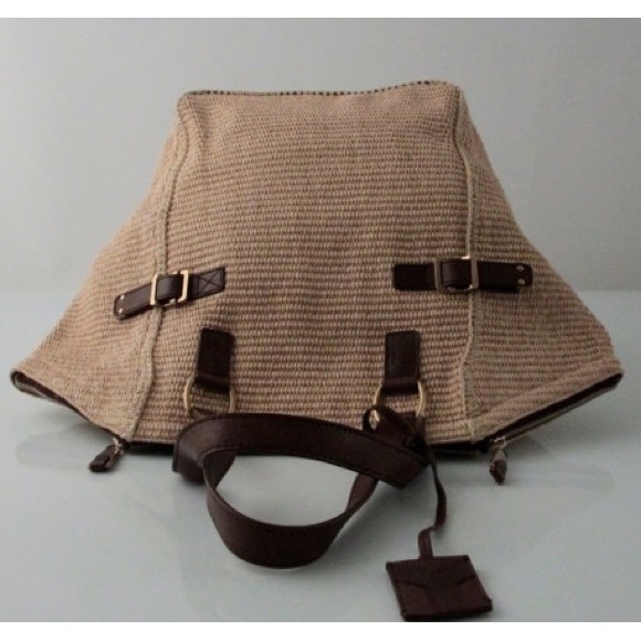 🥳!! Yves Saint Laurent Raffia and Leather Brown Tote. - Picture 3 of 9